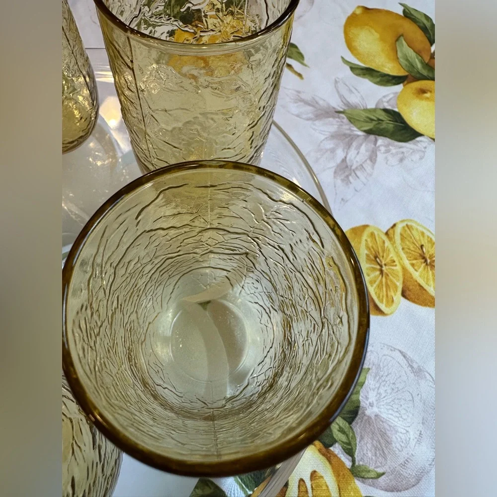 Vintage Anchor Hocking set of 6 Textured drinking glasses in excellent condition